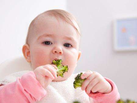 如何预防宝宝噎食